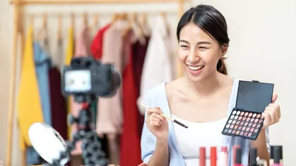 Mengenal Digitalisasi Untuk Brand Kecantikan Article image