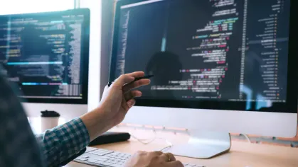 Perbandingan Website Builder dan Web Development Agency Article image