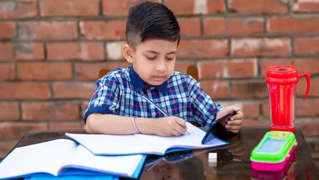 Mobile Learning dalam Pendidikan Article image
