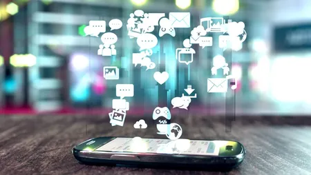The Overview of Mobile App Trends in 2021 Article image