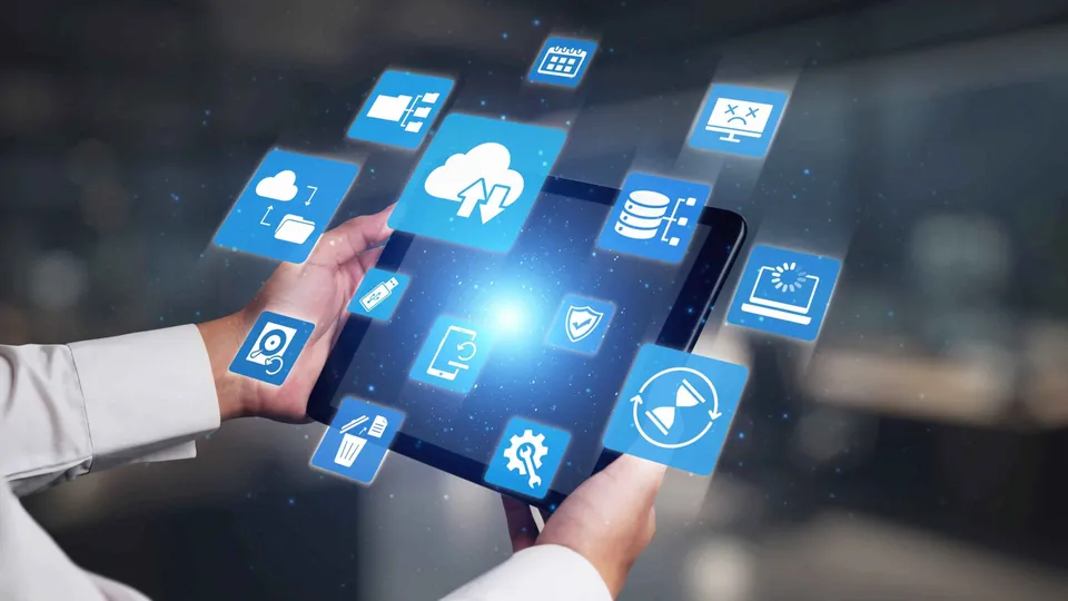 IT Disaster Recovery Plan: Menjaga Kelangsungan Bisnis di Era Cloud Transformation IT Disaster Recovery Plan: Menjaga Kelangsungan Bisnis di Era Cloud Transformation