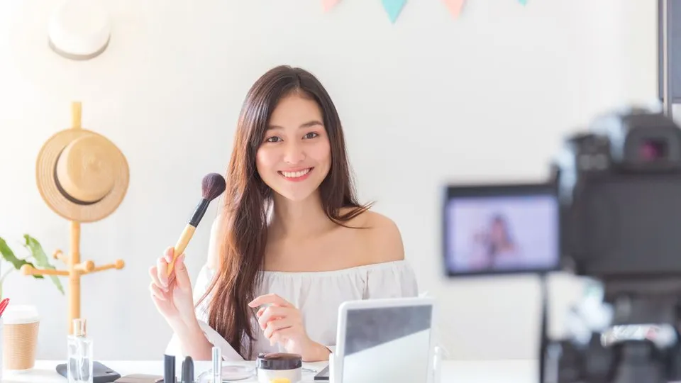 How Social Media is Shaping the Beauty Industry