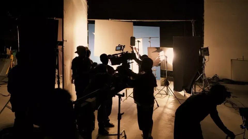 7 Tips Video Production untuk Menciptakan Konten Visual yang Profesional dan Menarik 7 Tips Video Production untuk Menciptakan Konten Visual yang Profesional dan Menarik