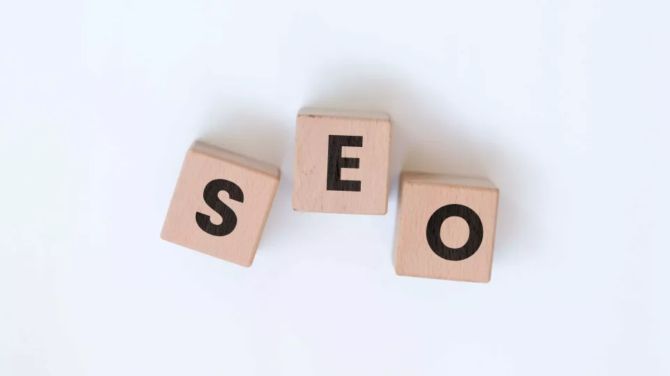 Strategi SEO Trend 2026: Transisi dari Search Engine ke AEO (Answer Engine Optimization) Strategi SEO Trend 2026: Transisi dari Search Engine ke AEO (Answer Engine Optimization)